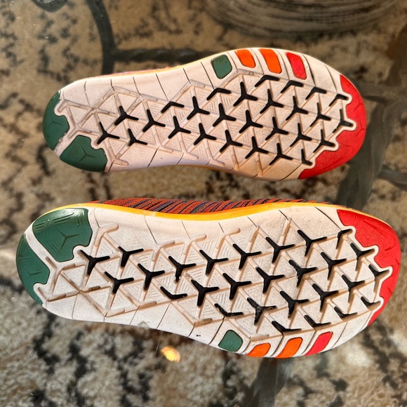 Nike women’s shoes - Picture 2 of 5